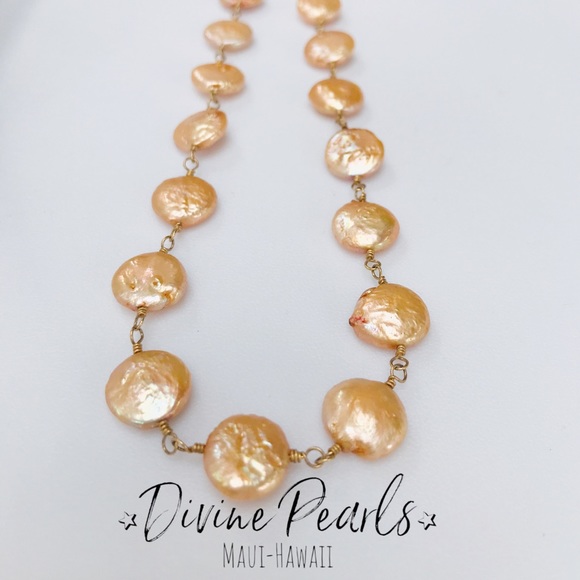NWT ROSE GOLD COIN PEARLS - Picture 3 of 6